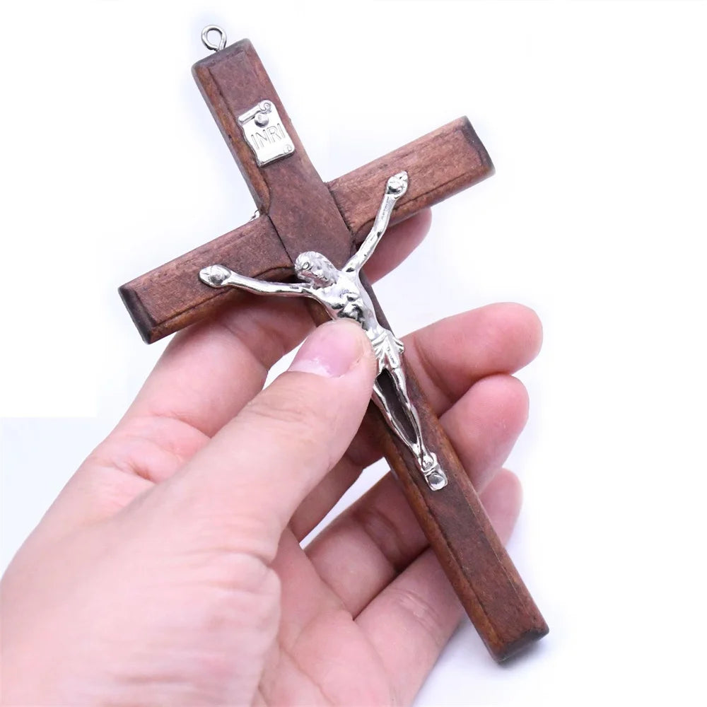 The Sacred Wood Crucifix: A Testament of Christ’s Sacrifice