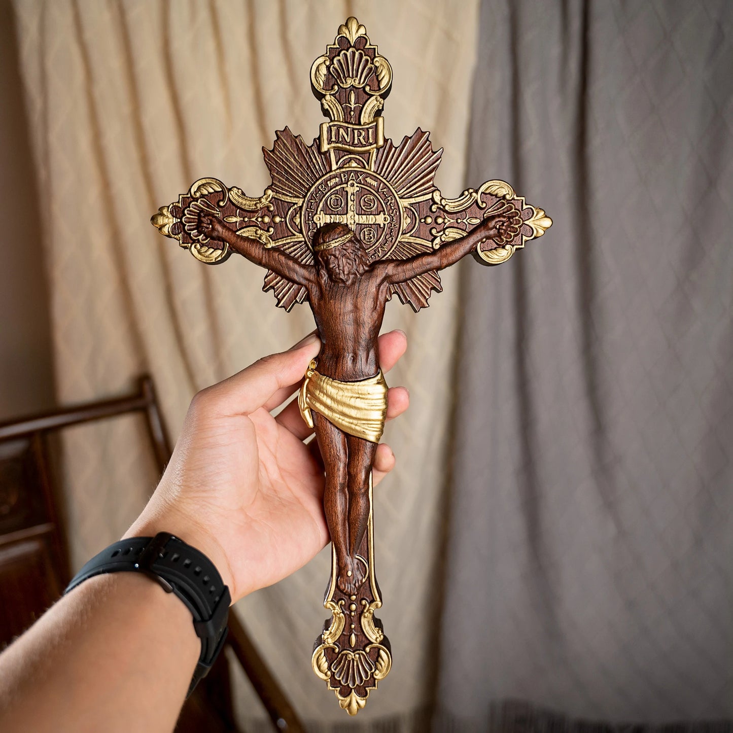 The Divine Majesty Standing Crucifix: Eternal Love and Redemption