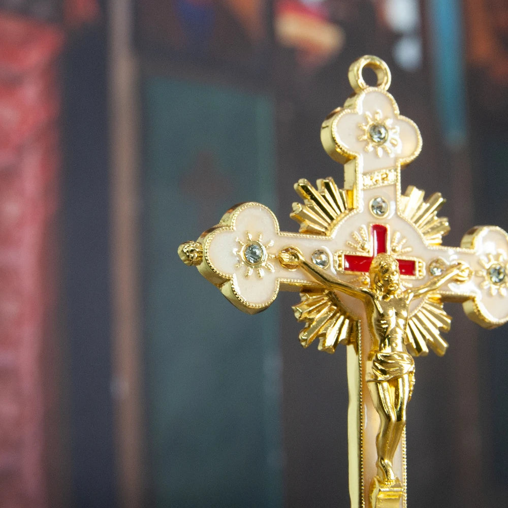 The Radiant Dawn Cross: A Sacred Beacon of Christ’s Love